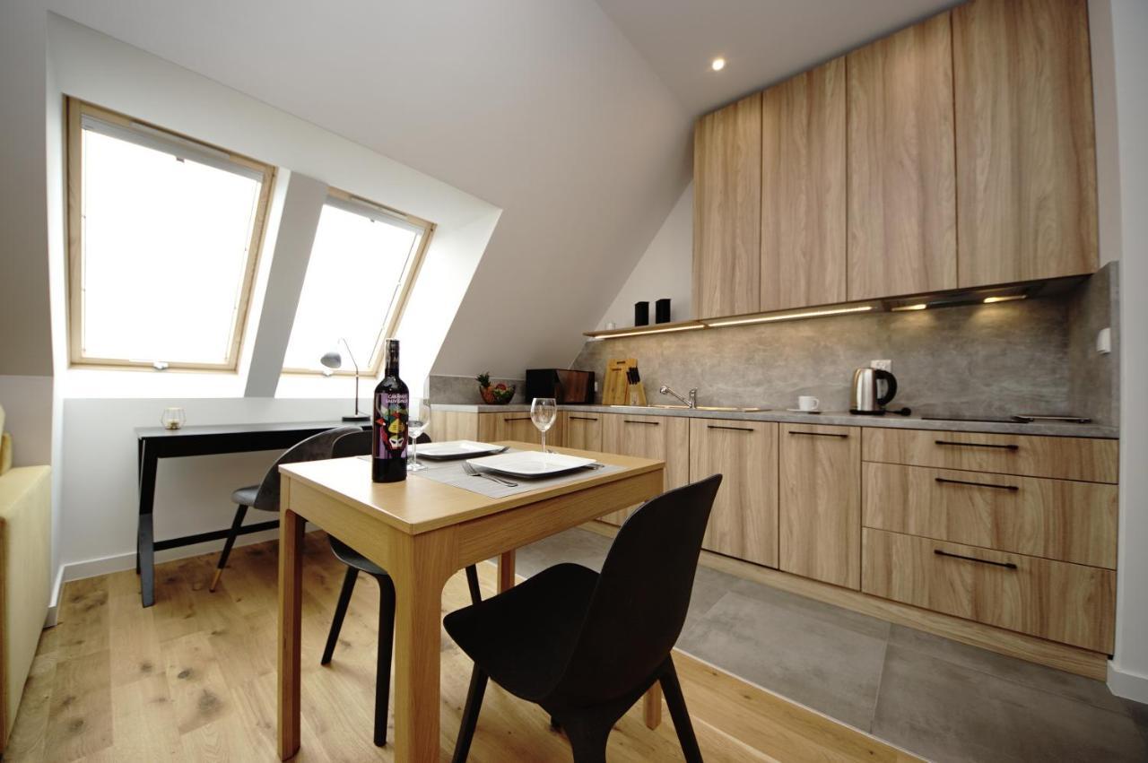 Bh Properties, Apartamenty Teatr Wybrzeze Srodmiescie 그단스크 외부 사진