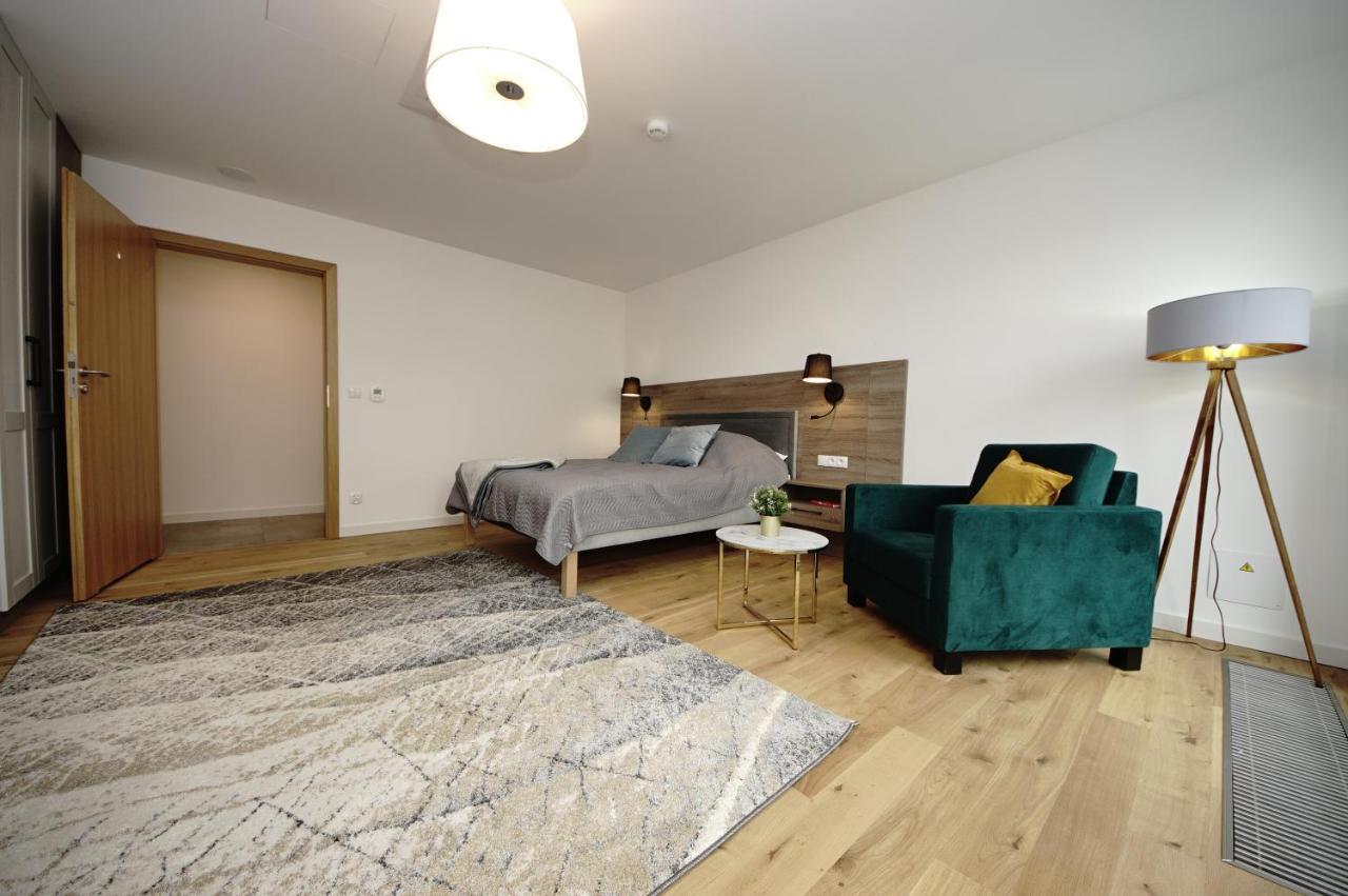 Bh Properties, Apartamenty Teatr Wybrzeze Srodmiescie 그단스크 외부 사진