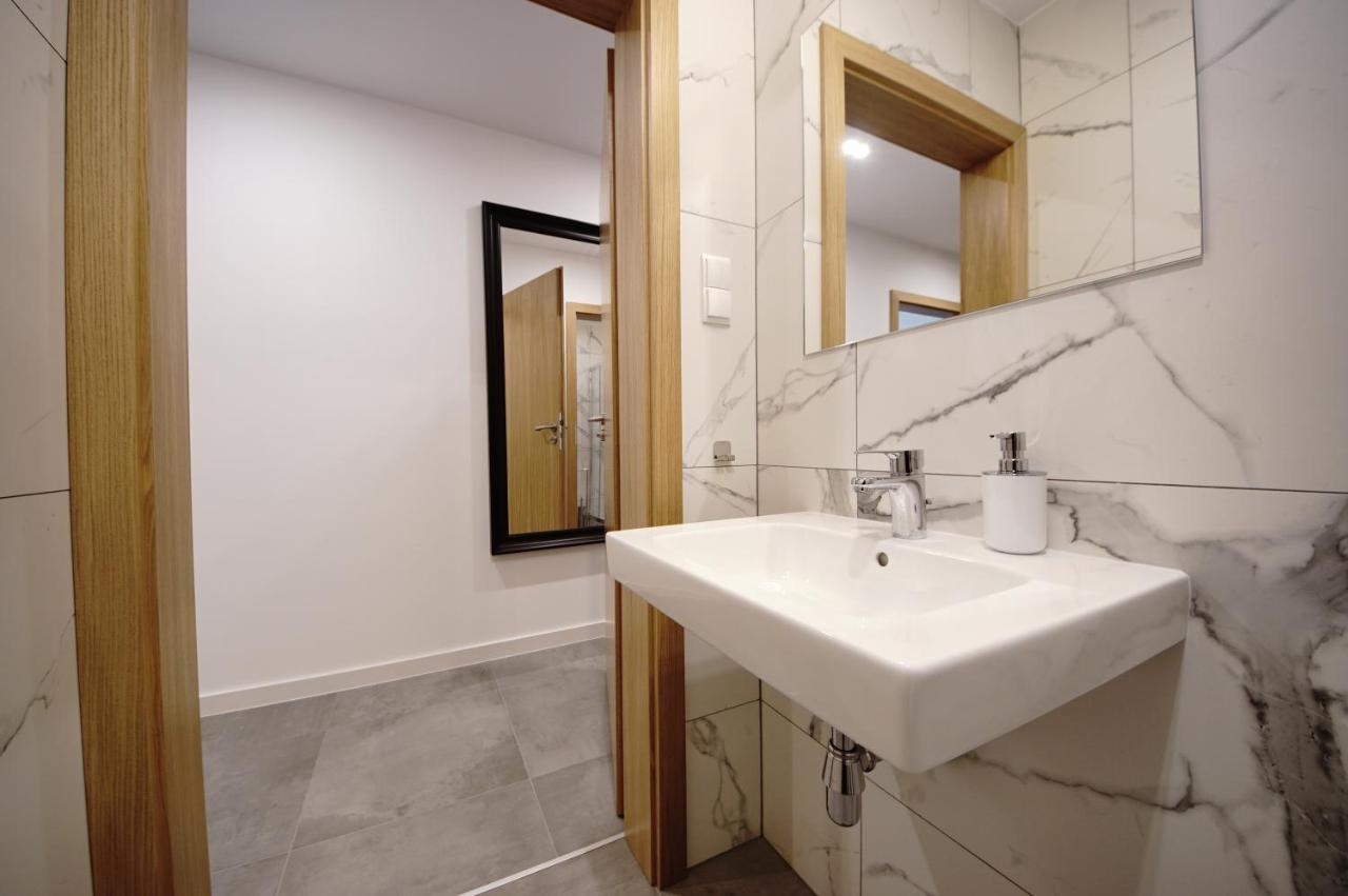 Bh Properties, Apartamenty Teatr Wybrzeze Srodmiescie 그단스크 외부 사진