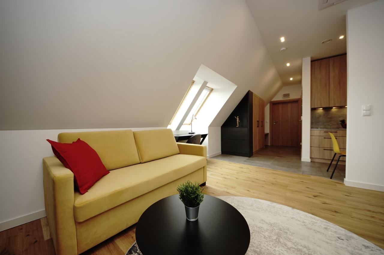 Bh Properties, Apartamenty Teatr Wybrzeze Srodmiescie 그단스크 외부 사진