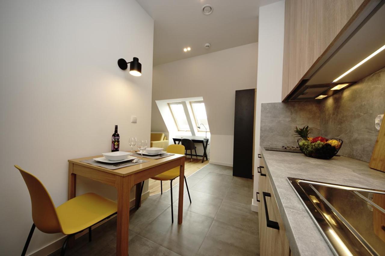 Bh Properties, Apartamenty Teatr Wybrzeze Srodmiescie 그단스크 외부 사진